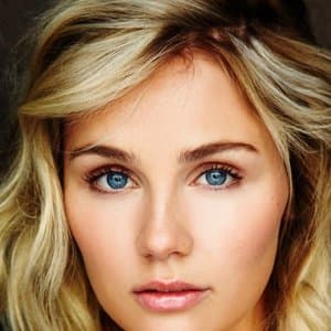 Clare Bowen