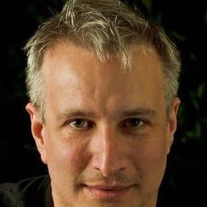 Bronson Pinchot