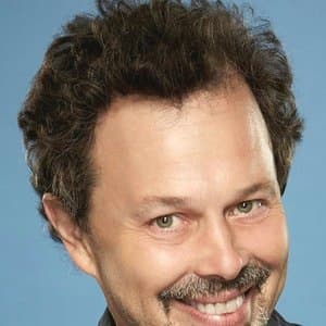 Curtis Armstrong