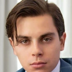 Jake T. Austin