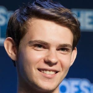 Robbie Kay