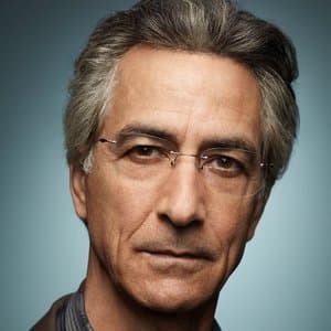 David Strathairn