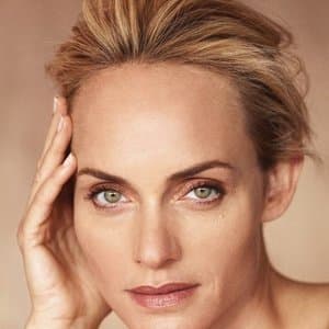 Amber Valletta