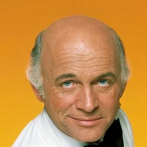 Gavin MacLeod