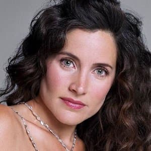 Rachel Shelley