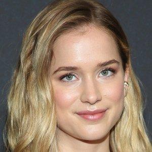 Elizabeth Lail