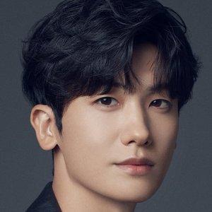 Park Hyung-sik