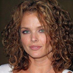 Dina Meyer